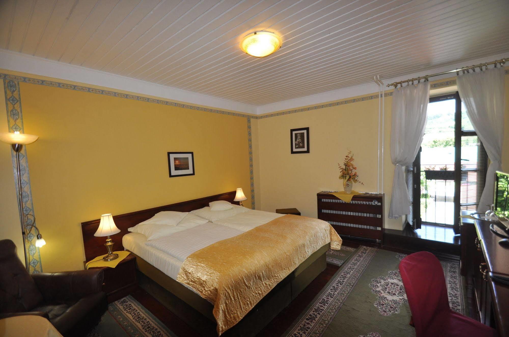 Garni -Hotel Barbakan Levoča Exterior foto